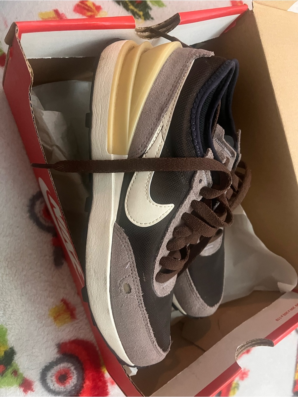 Nike Brown, Cream & Black Low-Top Sneakers